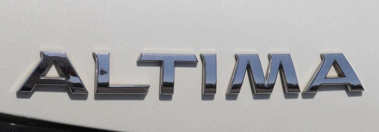 Nissan Altima 2.5 S Nissan Altima 2.5L 2020 original paint GCC  accident-free in excellent condition 888 P.M