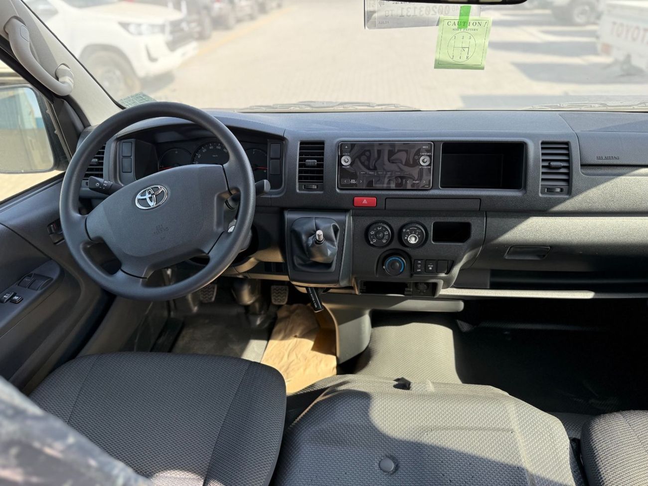 تويوتا هاياس 2026 Toyota Hiace STD 16-Seater High-Roof Mid-Option 2.5L 4-Cyl Diesel M/T RWD Only For Africa