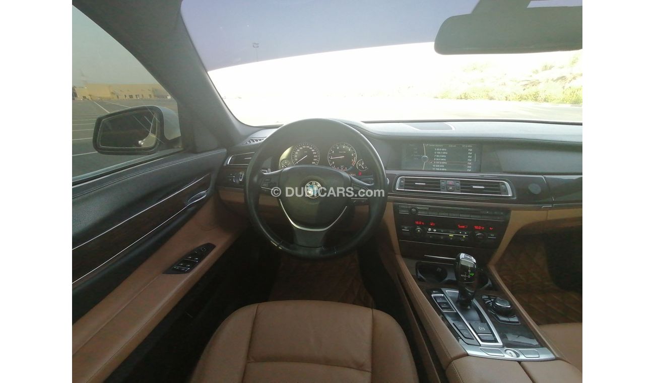 بي أم دبليو 730Li بي ام دبليو ٧٣٠ ال اي ٢٠١١