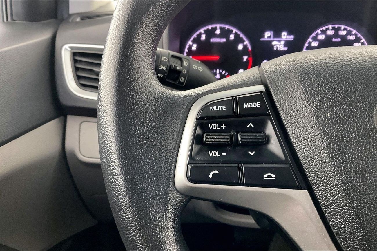 Hyundai Accent Smart / GL | National Day Celebration | Guaranteed Warranty | 0 Down Payment