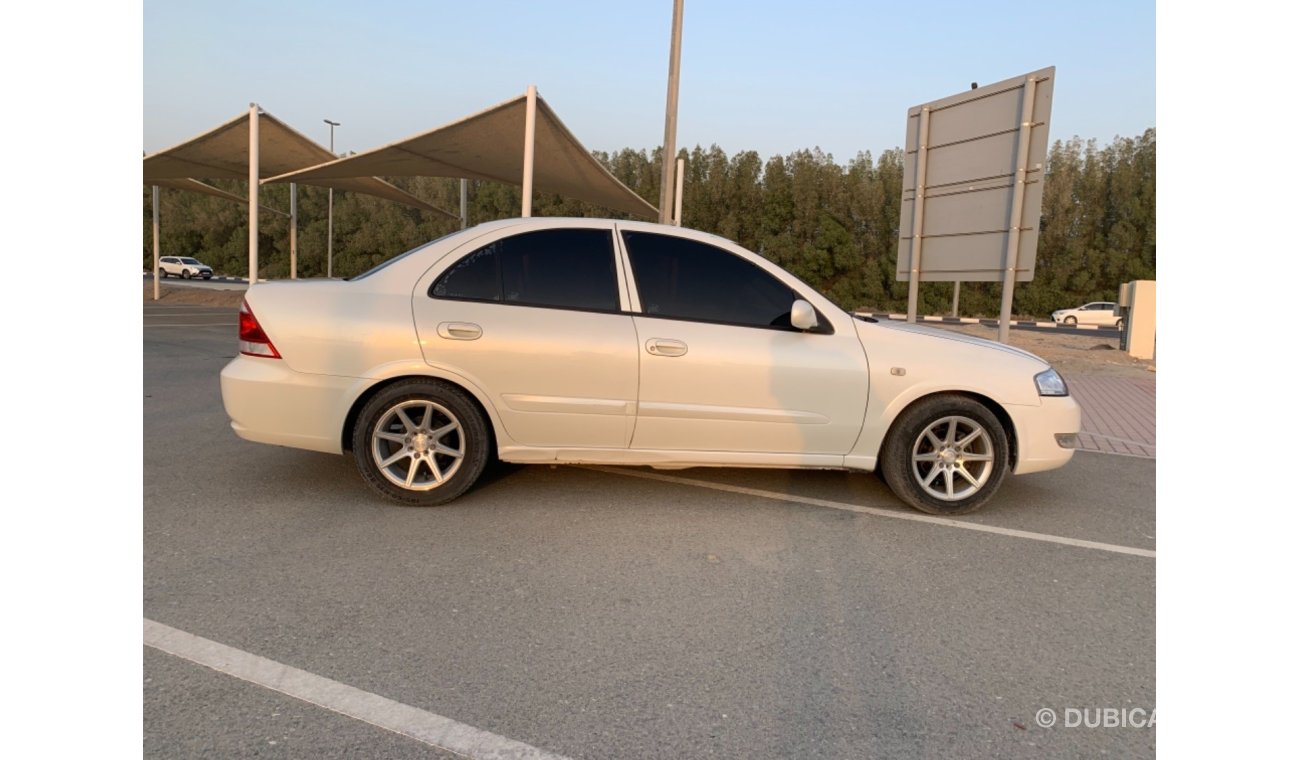 Nissan Sunny Nissan sunny   model 2012  gcc very celen car km 202,811   price 10,000 m/00971545994592