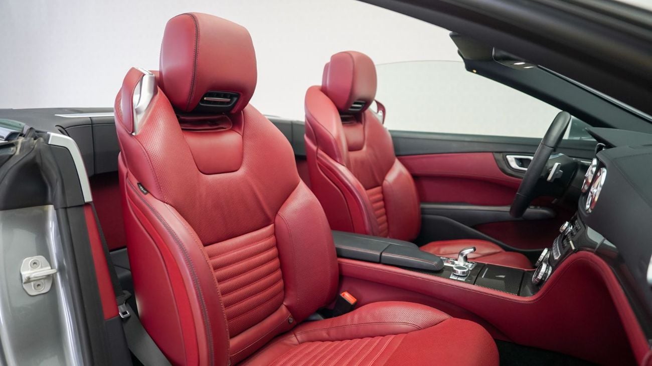 Mercedes Benz SL500 STD UAE's Very Best Example