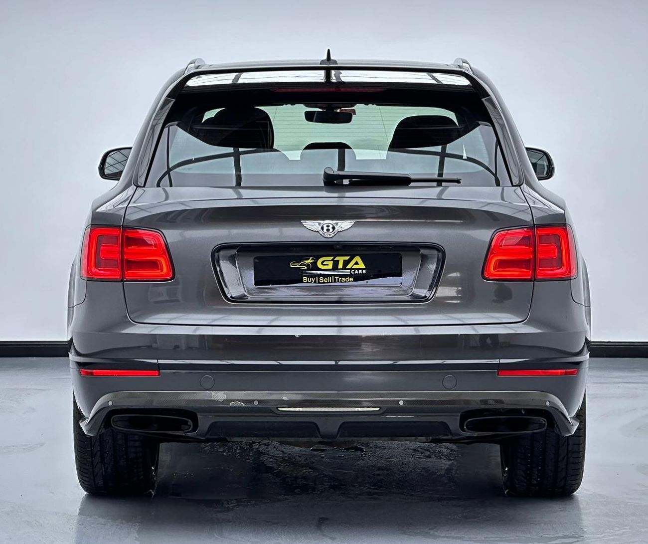 بنتلي بينتايجا 2018 Bentley Bentayga W12, 1 Year Unlimited KM Warranty, Excellent Condition, GCC