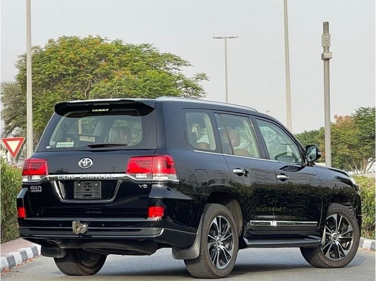 تويوتا لاند كروزر GXR GT