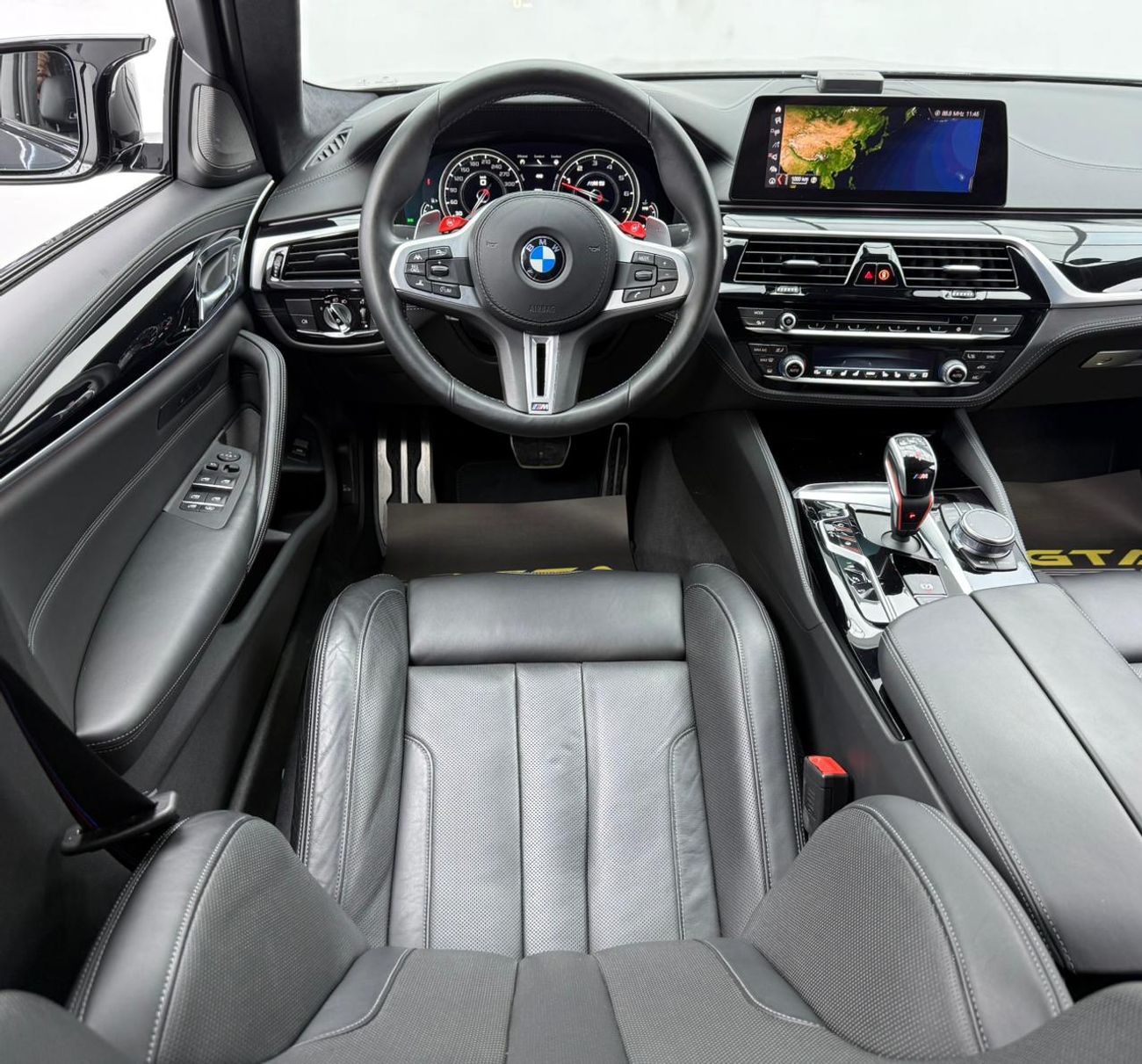 BMW M5 Competition 4.4L (625 HP) 2018 BMW M5 Competition ,Full BMW Service History ,Excellent Condition ,Ja