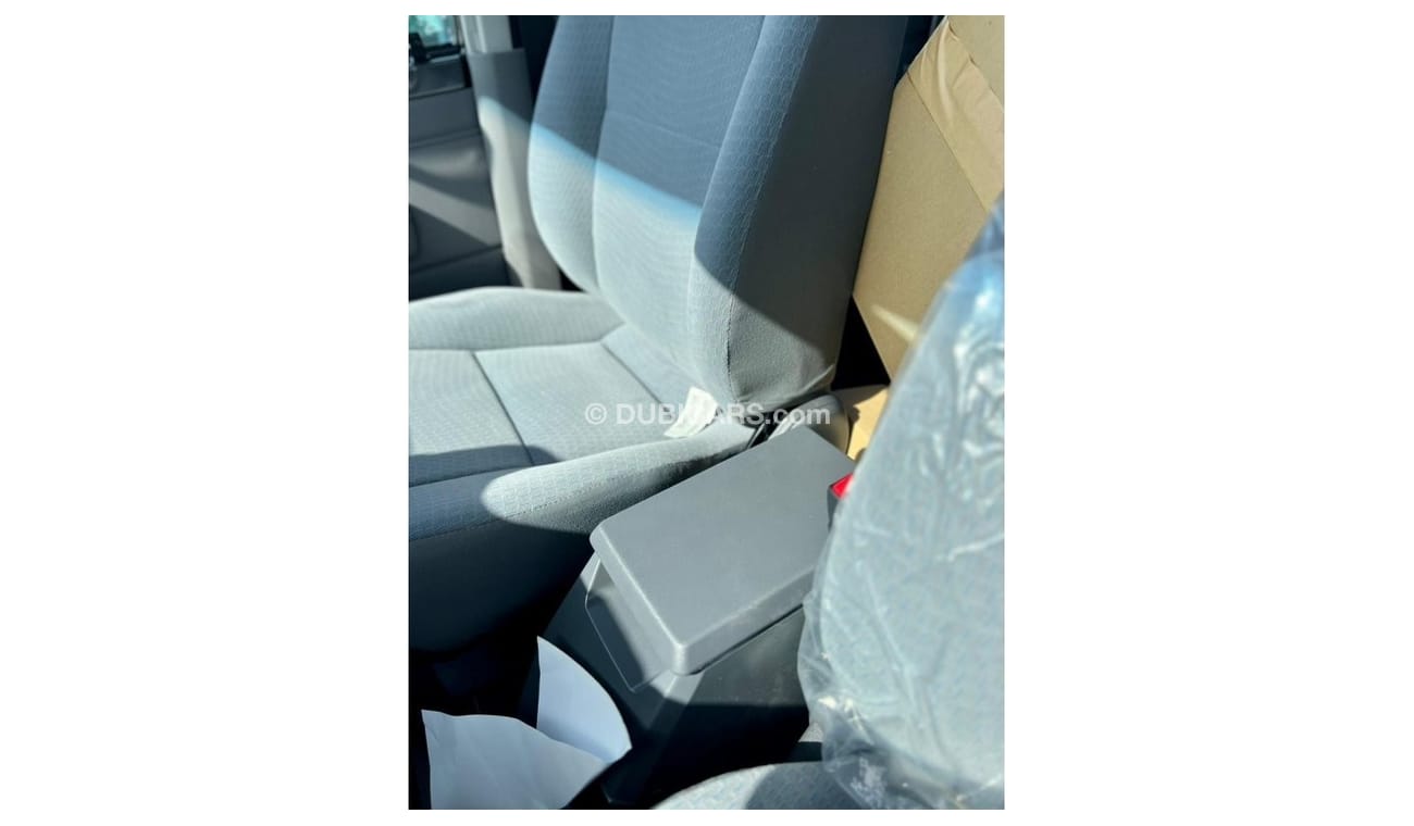 تويوتا لاند كروزر بيك آب VDJ79 4.5L V8 Full option