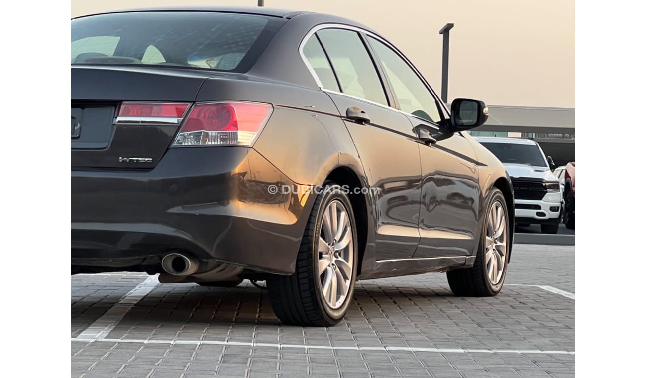هوندا أكورد Honda Accord, 2011 GCC model, No. 2, cruise control, 172,000 km wheels, the car is in very excellent