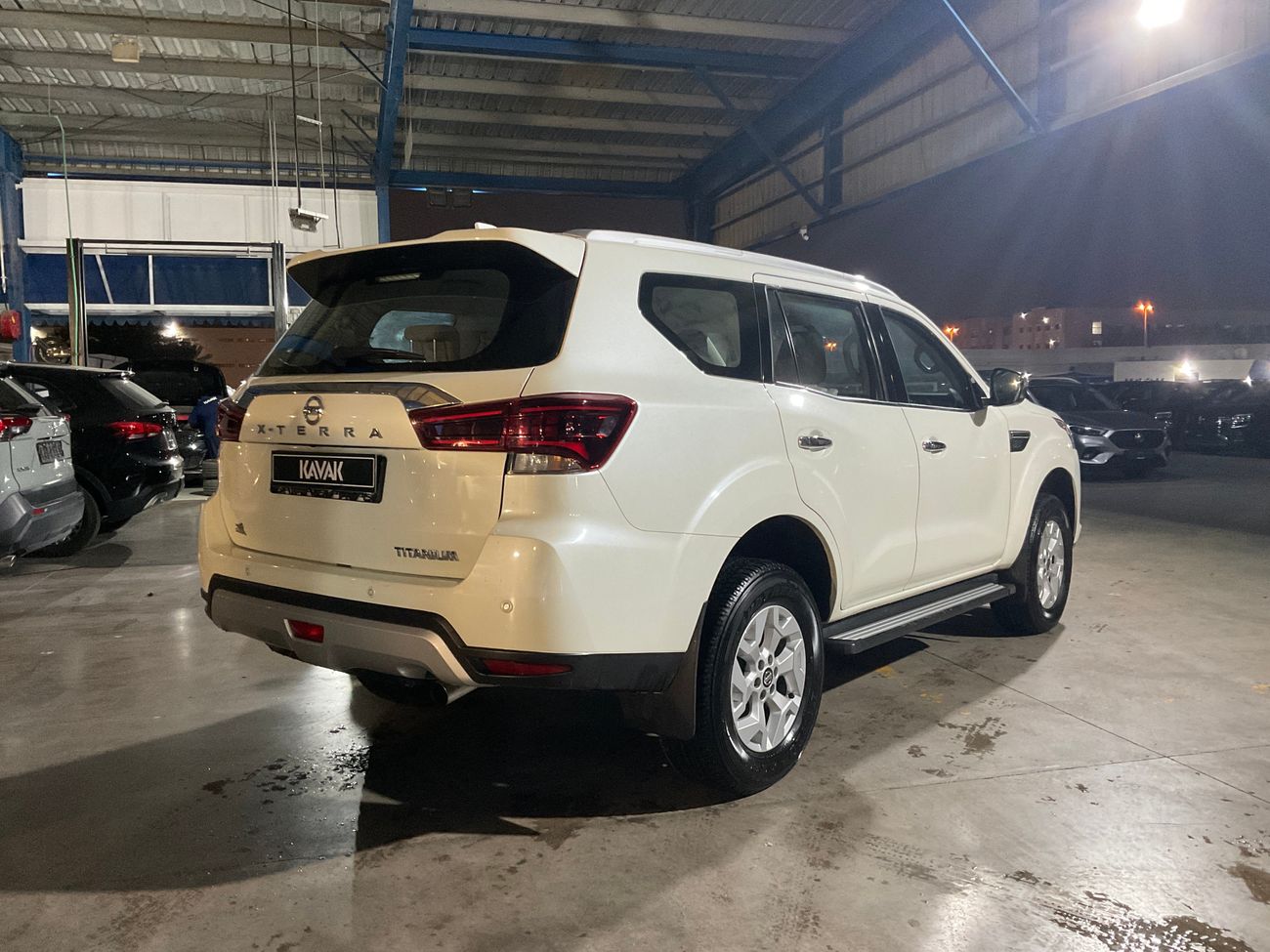 نيسان إكستيرا Titanium | شامل الضمان | 0 ﺪﻔﻋﺓ ﺃﻮﻟﻯ