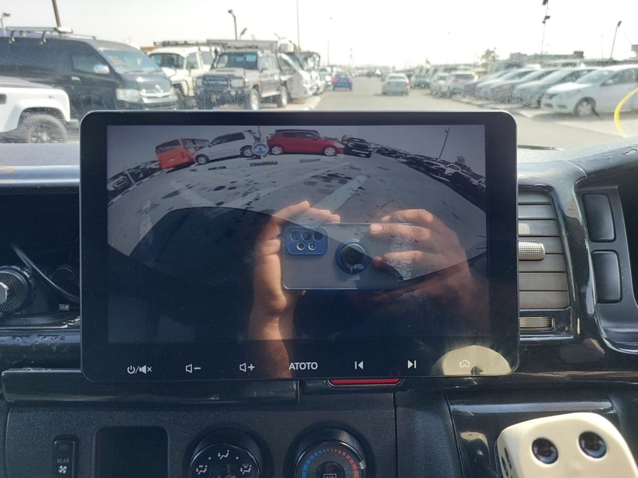 Toyota Hiace TOYOTA HIACE VAN RHD 2009 MODEL 2.7 L PETROL AUTOMATIC(PM00240)