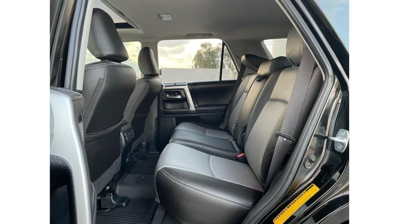 تويوتا Runner4 2021 SR5 PREMIUM SUNROOF 4x4 FULL OPTION US SPEC