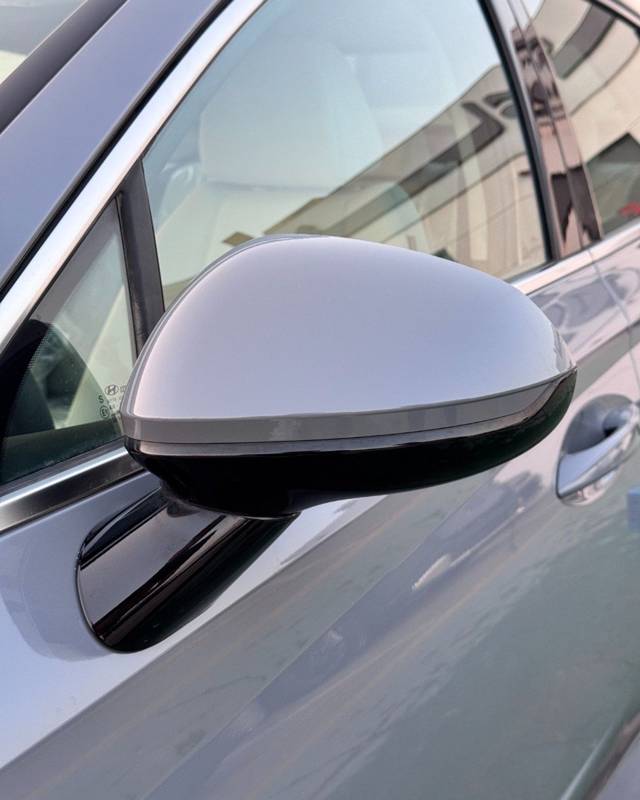 Hyundai Sonata HYUNDAI Sonata 2.0L HEV - 2025 MODEL