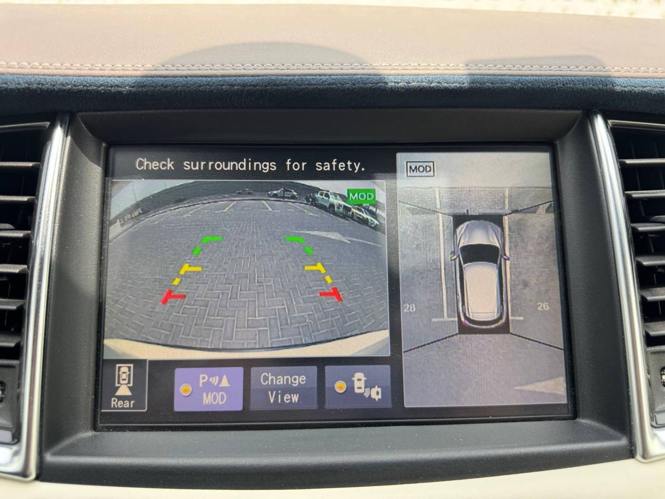 إنفينيتي QX50 2.0T Luxe (AWD)