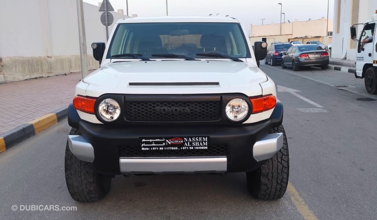 Toyota FJ Cruiser V6 GX.R