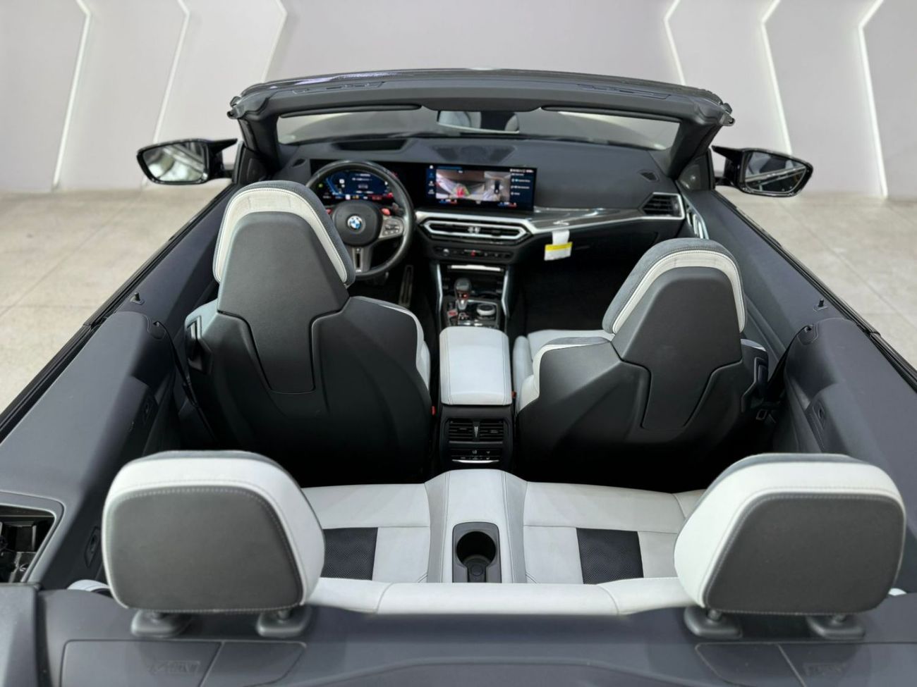 BMW M4 Competition | XDrive