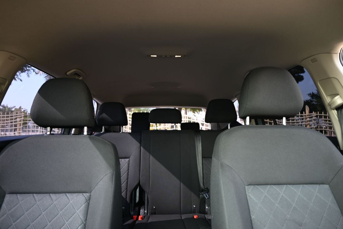 Volkswagen Teramont Trendline 3.6L - 0% DP - GCC SPECS - VOLKSWAGEN TERAMONT 4WD - FIRST OWNER