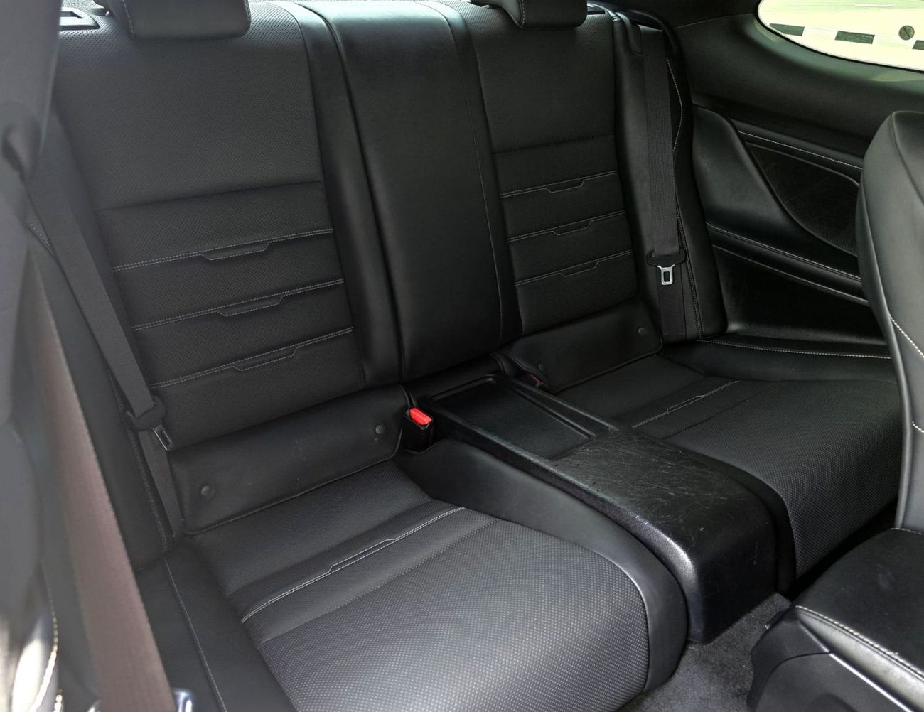 Lexus RC 200 F SPORT