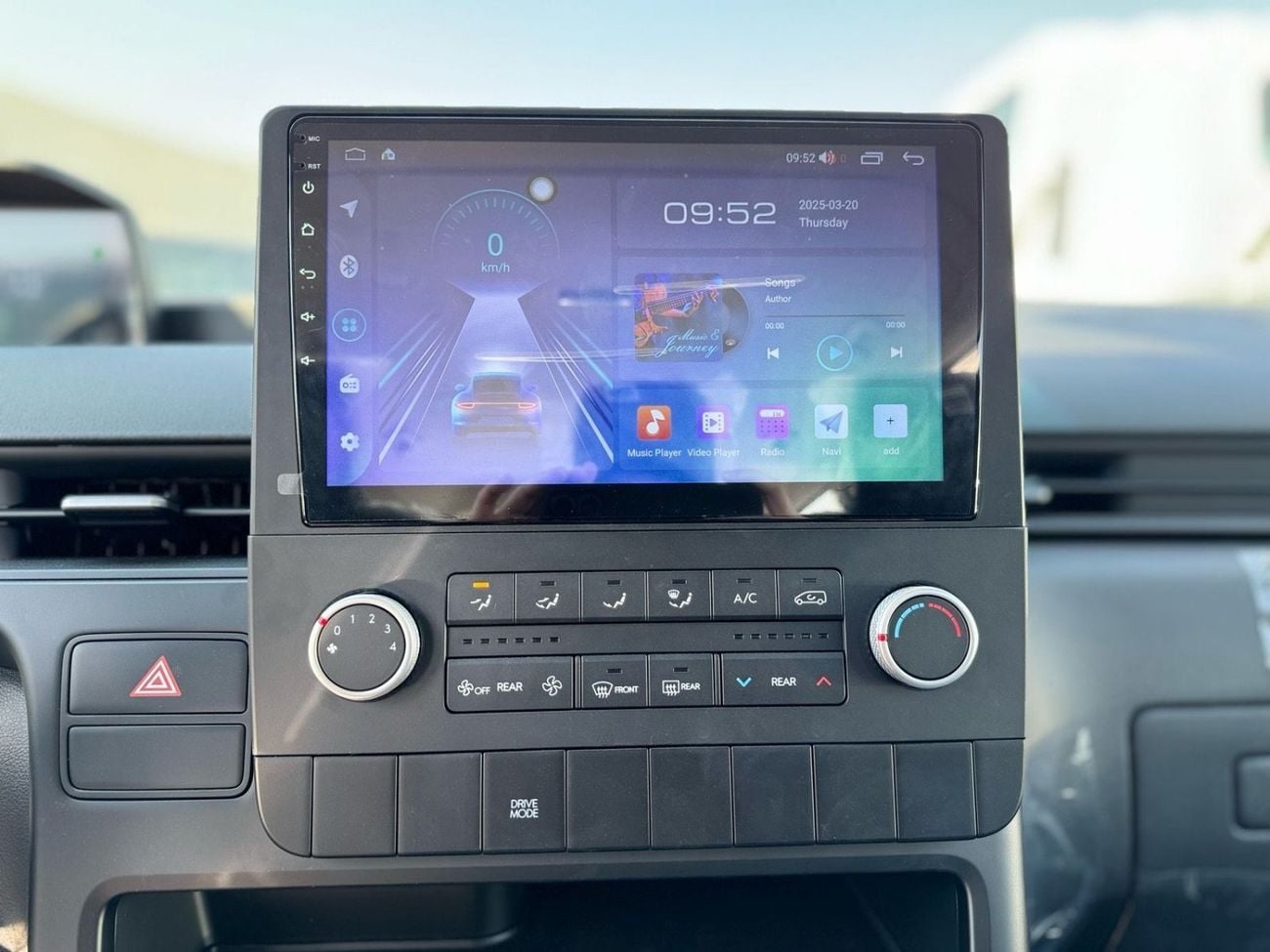 هيونداي ستاريا COMFORT HYUNDAI STARIA 2.2L ( DSL) - 2025
