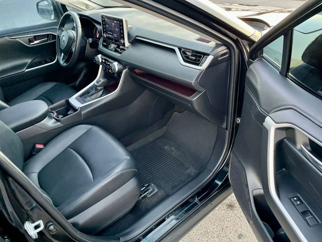 Toyota RAV4 2021 Toyota Rav4 Limited Edition Full Option+ 2.5L V4 With Radar & Sensor - Heat Cool Seats - 20,400