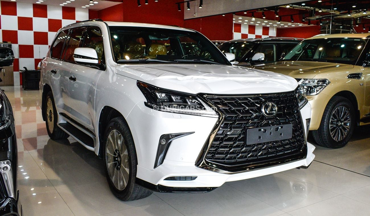 Lexus LX 570 Black Edition S