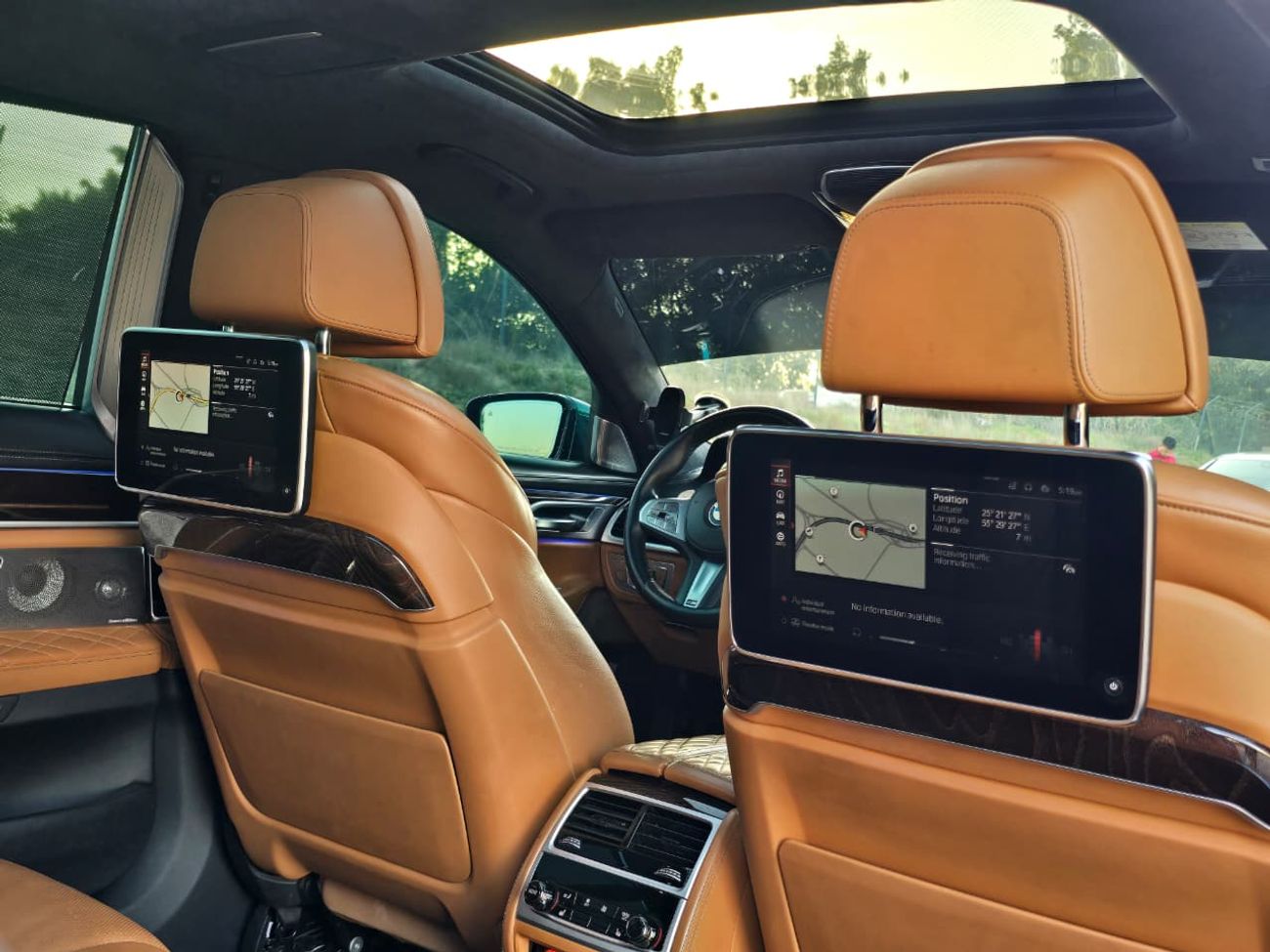 BMW 750Li xDrive 4.4L (530 HP) BMW 750LI 2020 GCC V8 // FSH // SERVICE CONTRAC TILL 2027 // FULL OPITION // PE