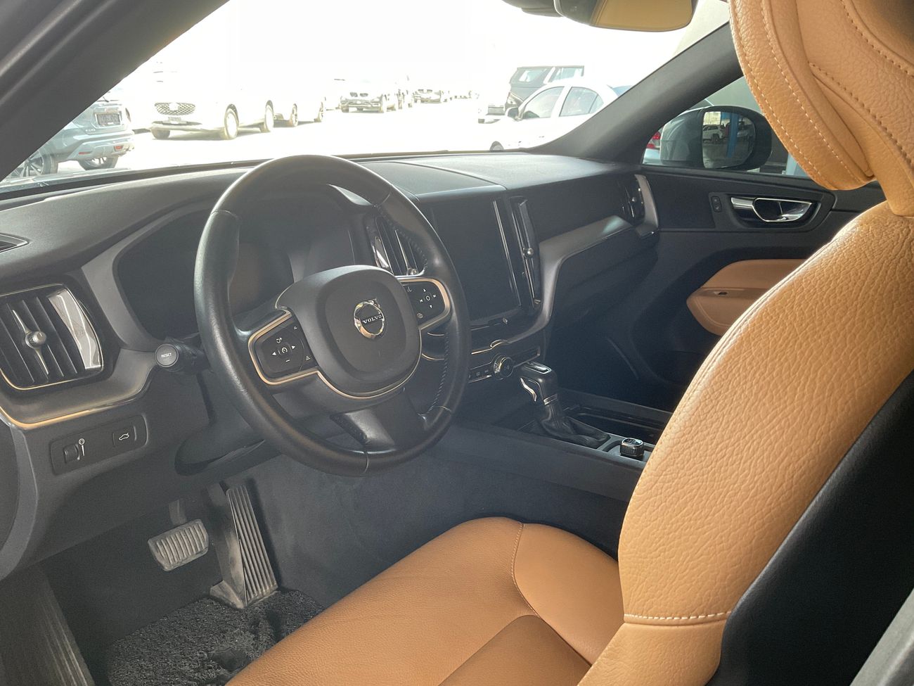 Volvo XC60 T5 Momentum | Guaranteed Warranty | 0 Down Payment