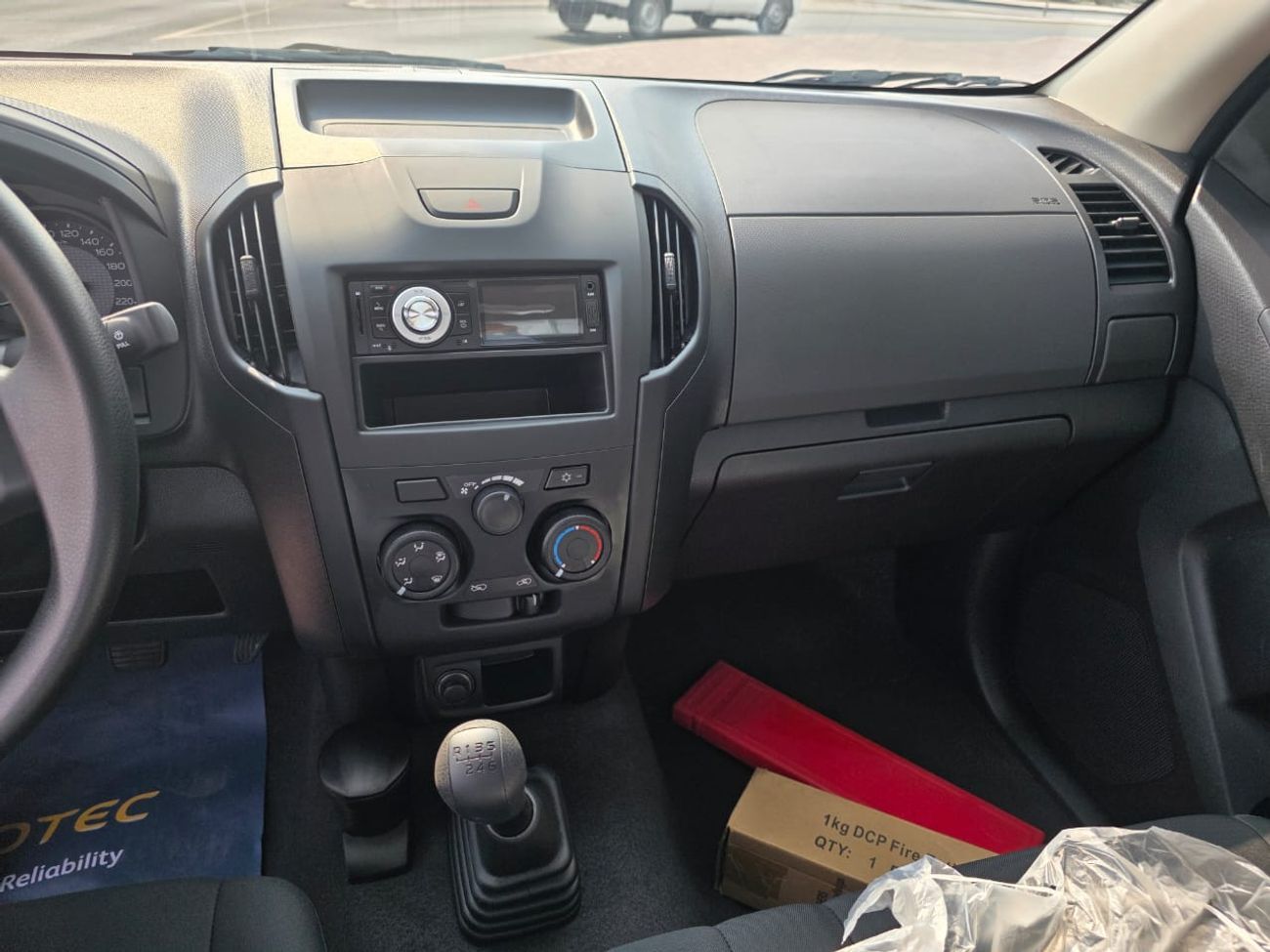 إيسوزو D ماكس 1.9L (4x2) Single Cab (2 Doors) MY 2025 - Made in India