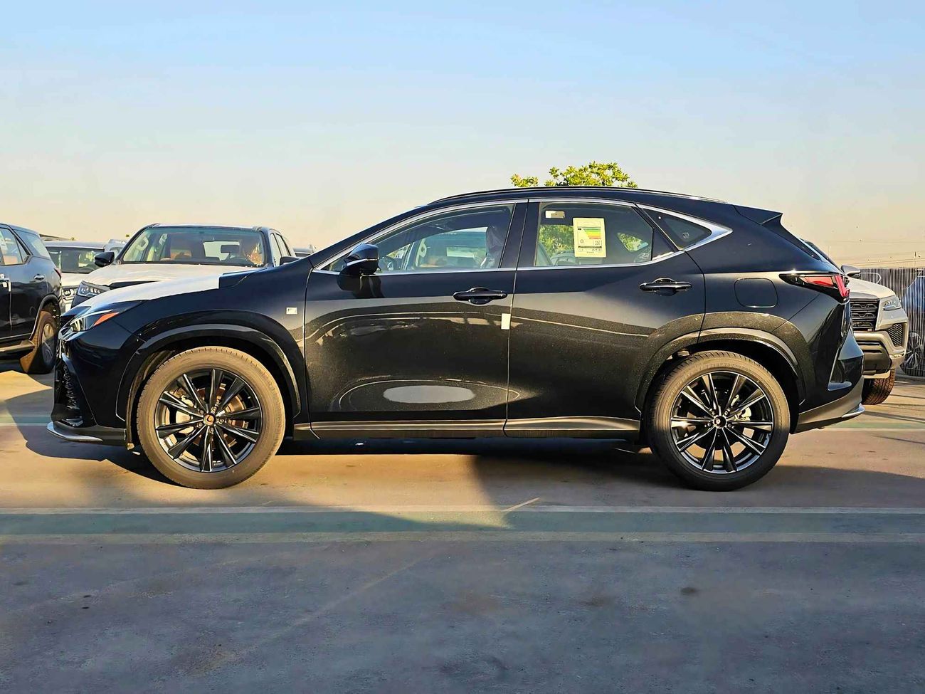 لكزس NX350h F SPORT HYBRID / 2.5L V4 PETROL / 360* CAMERA  WITH PANORAMIC / FULL OPTION (CODE # 69068)