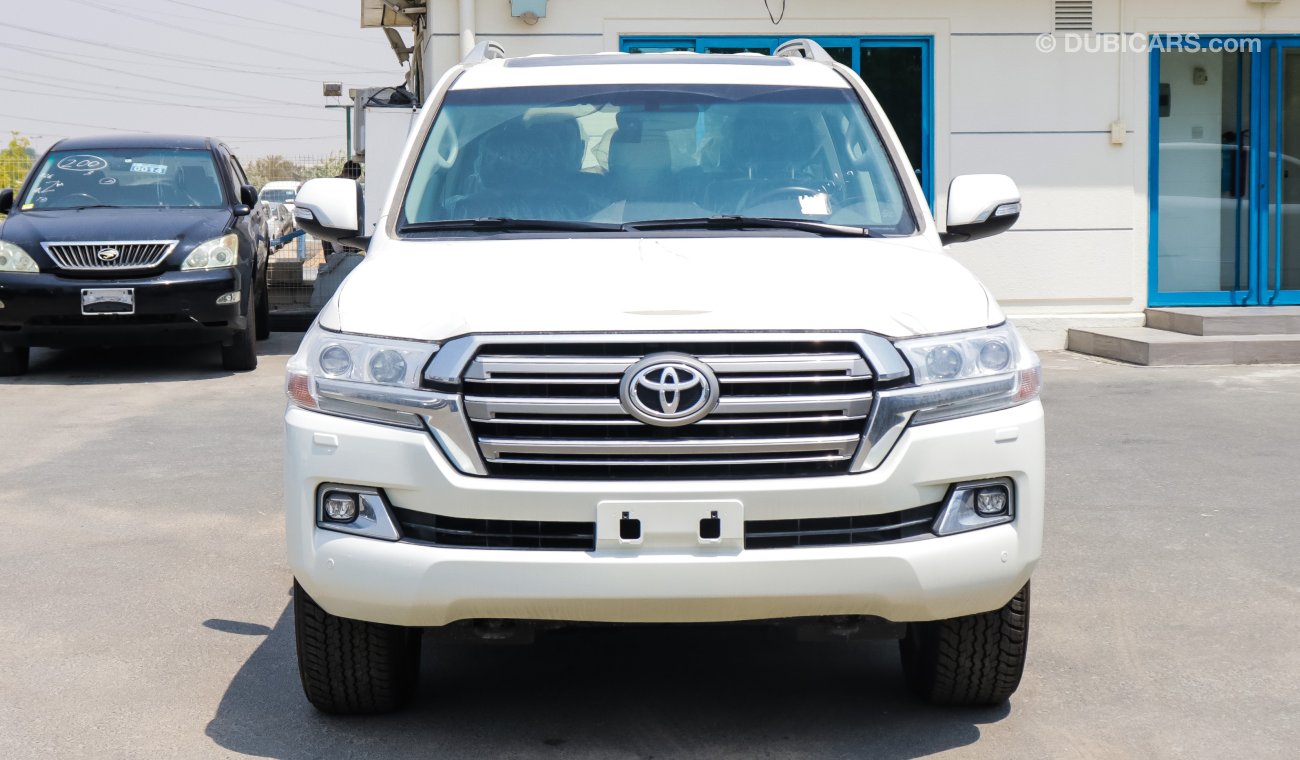 Toyota Land Cruiser 4.5L DIESEL GXR V8 WITH LEATHER SEATS