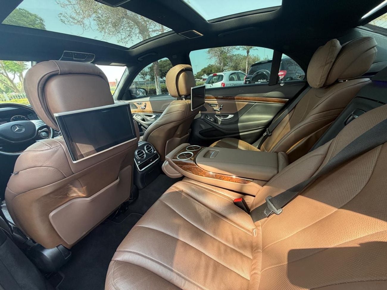 Mercedes Benz S400 AMG 2015 Mercedes-Benz S-Class S 400 AMG GCC Specs In Low Mileage