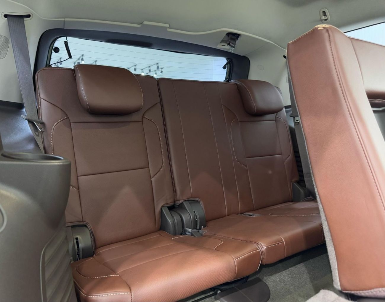 شيفروليه تاهو LTZ 5.3L 4WD (8 Seater) 2017 Chevrolet Tahoe LTZ, Full Chevrolet Service History, 8 Seater, GCC