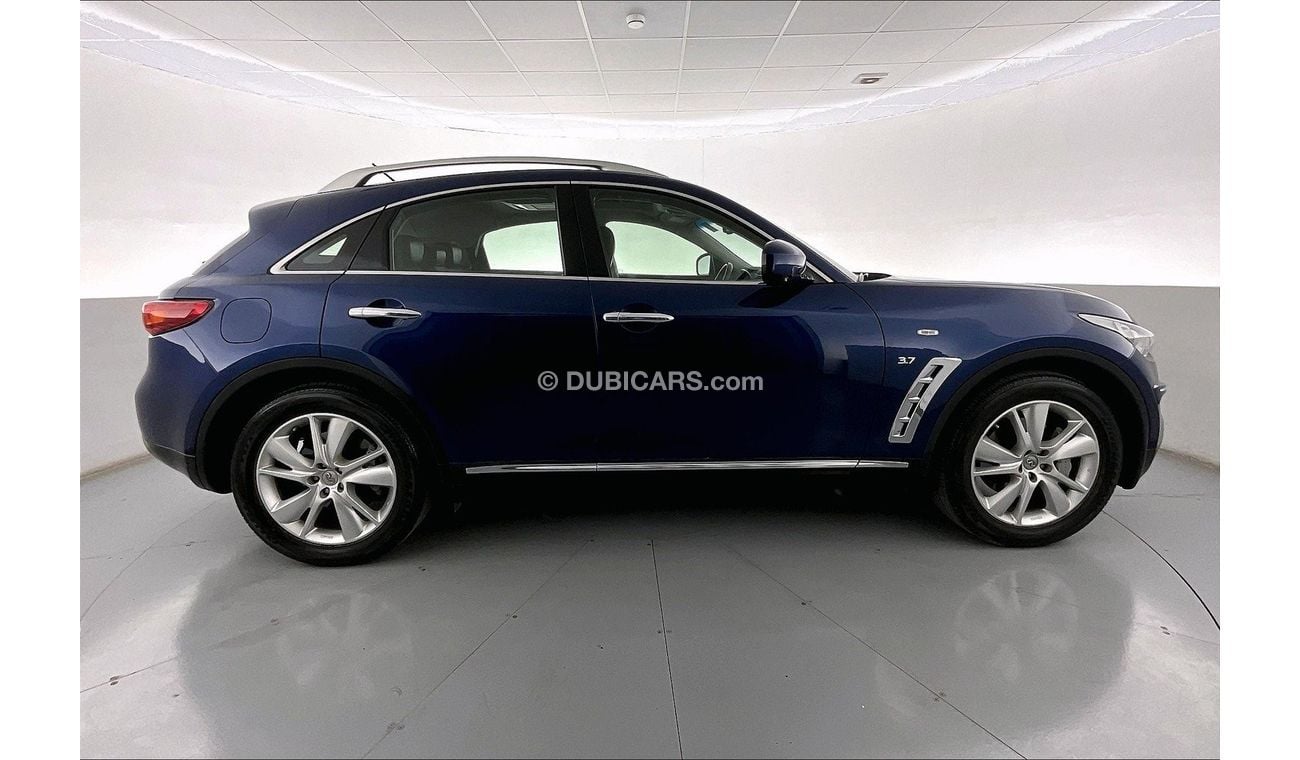 Infiniti QX70 Luxury / Luxe Sensory