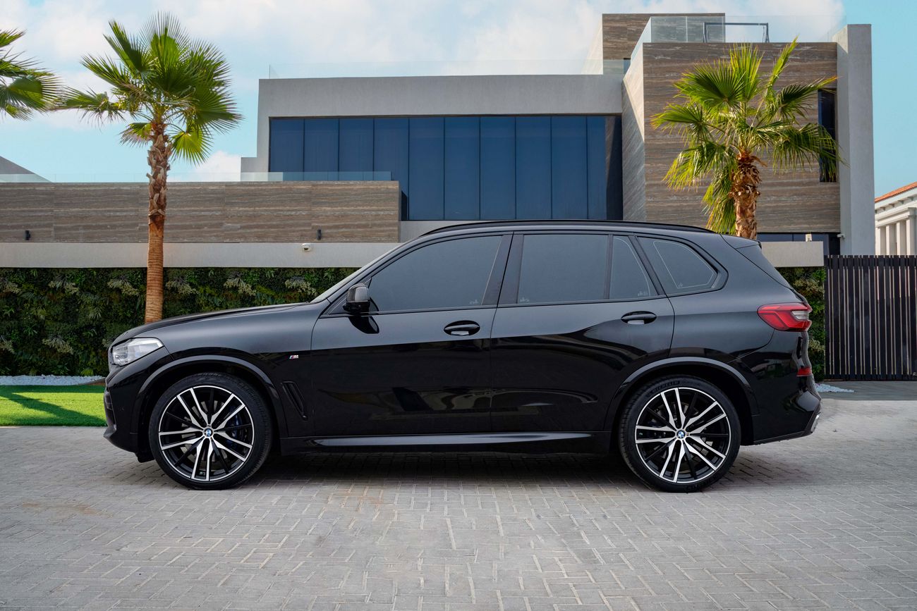 BMW X5 40i Mkit X-Drive | 4,698 P.M  | 0% Downpayment | Perfect Condition!