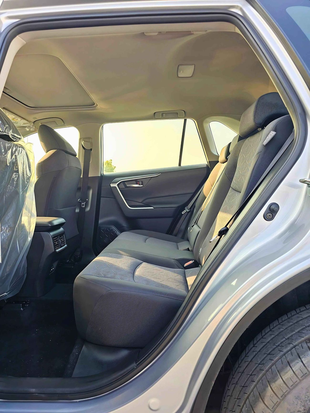 Toyota RAV4 Limited | 2.5L Petrol | Full Option / Sunroof / AWD / CODE#LIMITED