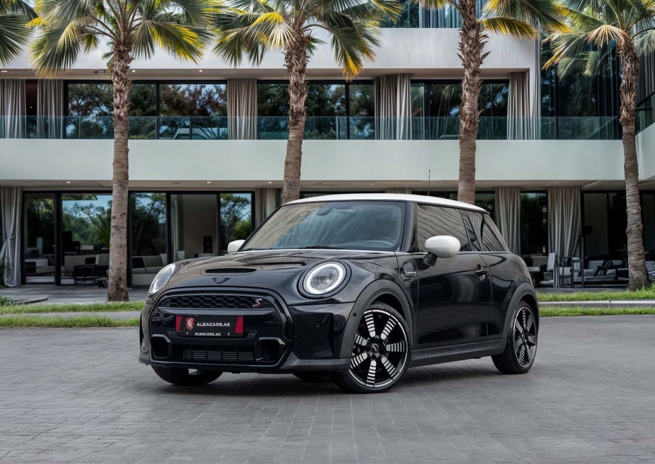 Mini Cooper S S | 1,900 P.M | 0% Downpayment | Extremely Low Mileage!