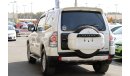 Mitsubishi Pajero ACCIDENTS FREE - GCC - COUPE - CAR IS IN PERFECT CONDITION INSIDE OUT