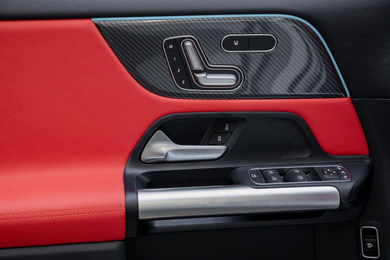 مرسيدس بنز GLA 220 GLA 35 AMG | 4,113 P.M | 0% Downpayment | AGENCY WARRANTY/SERVICE!