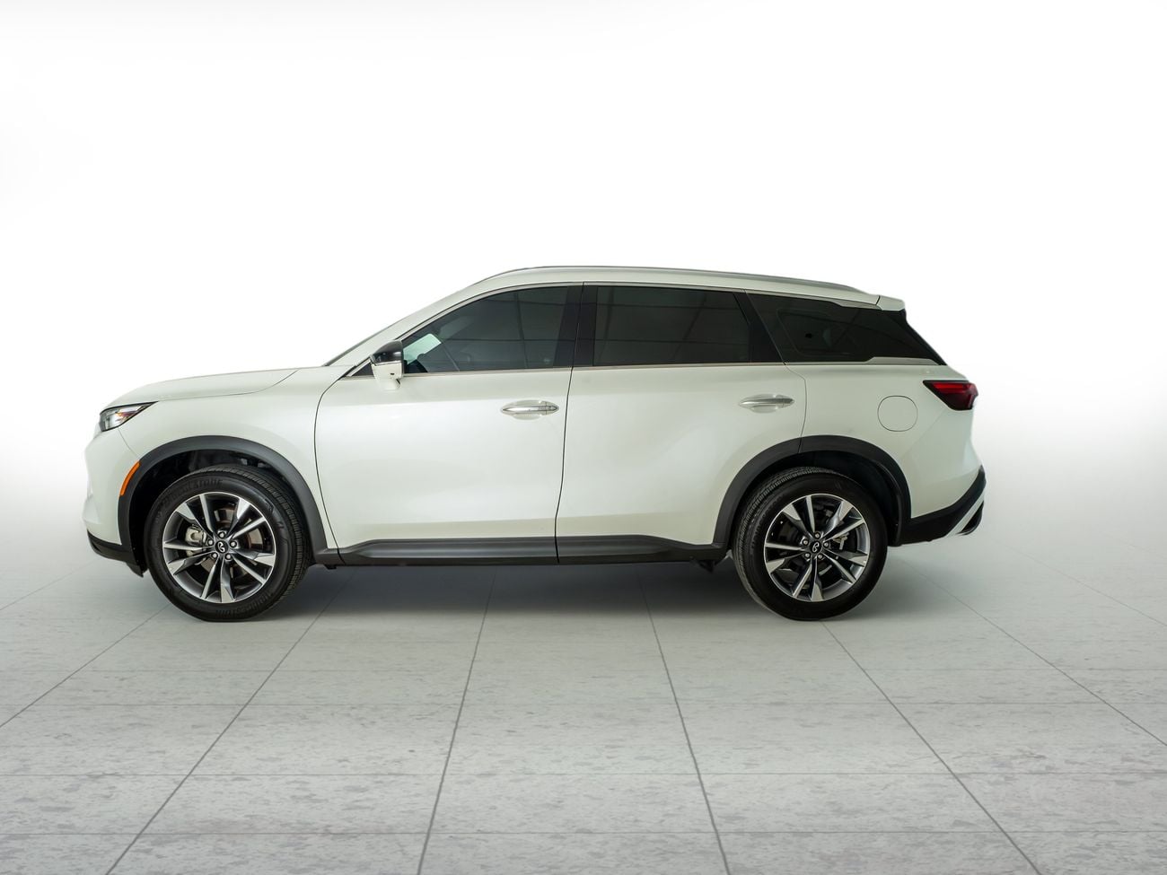 إنفينيتي QX60 Luxe 3.5L LUXE