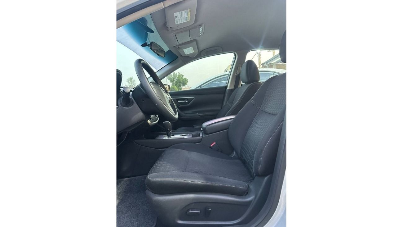 نيسان ألتيما