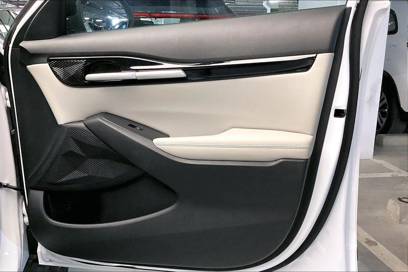 Nissan XTerra Platinum | Guaranteed Warranty | 0 Down Payment