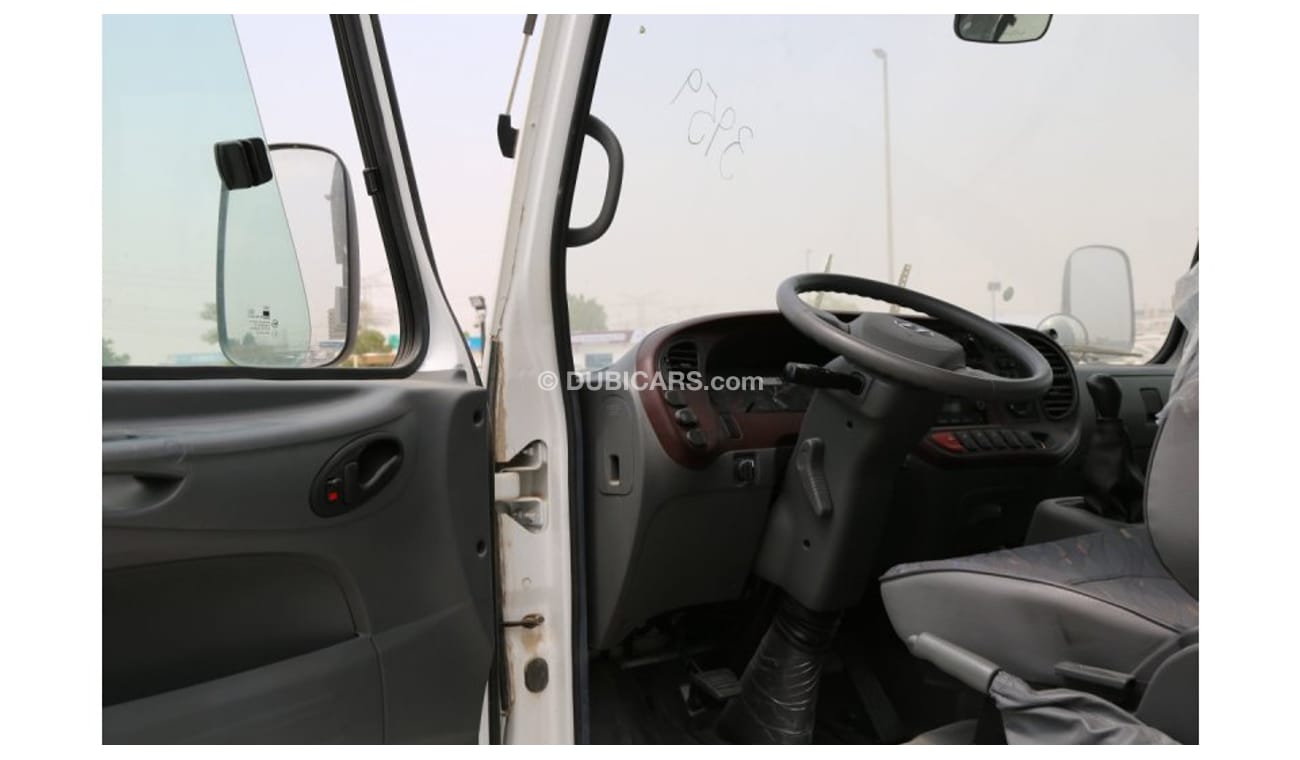 Hyundai County Bus 25 STRS