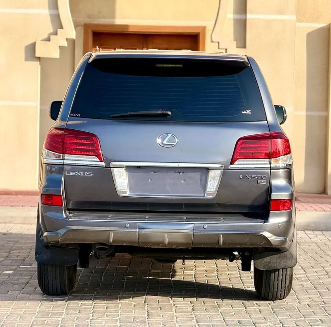 لكزس LX 570 لكزس LX570 خليجي فل اوبشن