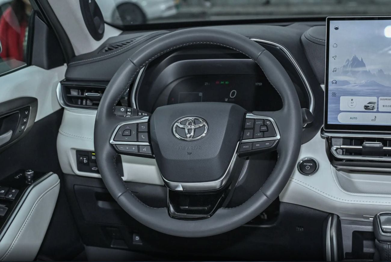 تويوتا هايلاندر Supreme 2.5 Hybrid JBL Hybrid 2.5L AWD 7-Seater