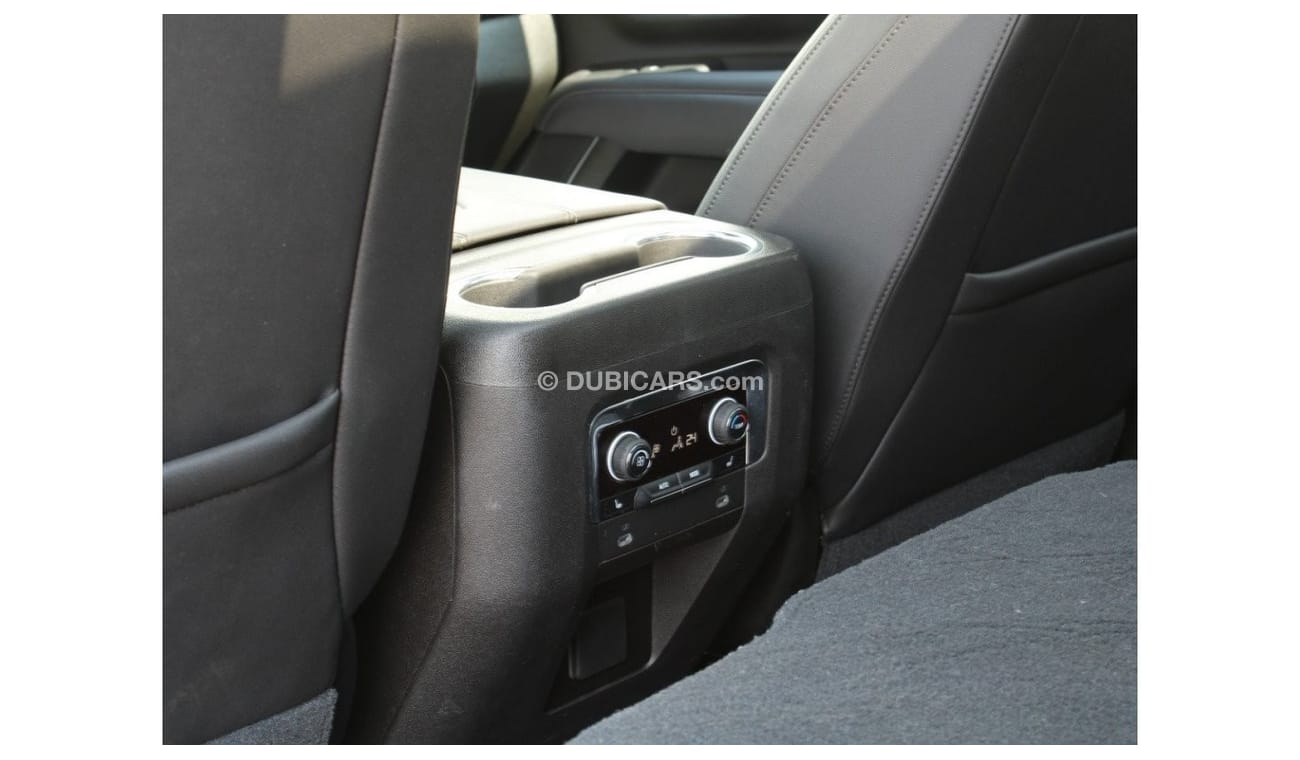 Chevrolet Suburban Premier LTZ