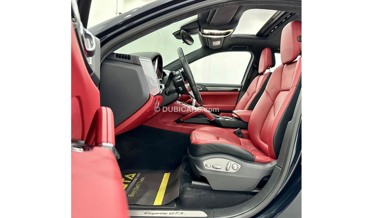 Porsche Cayenne 2016 Porsche Cayenne GTS, Full Service History, Warranty, GCC