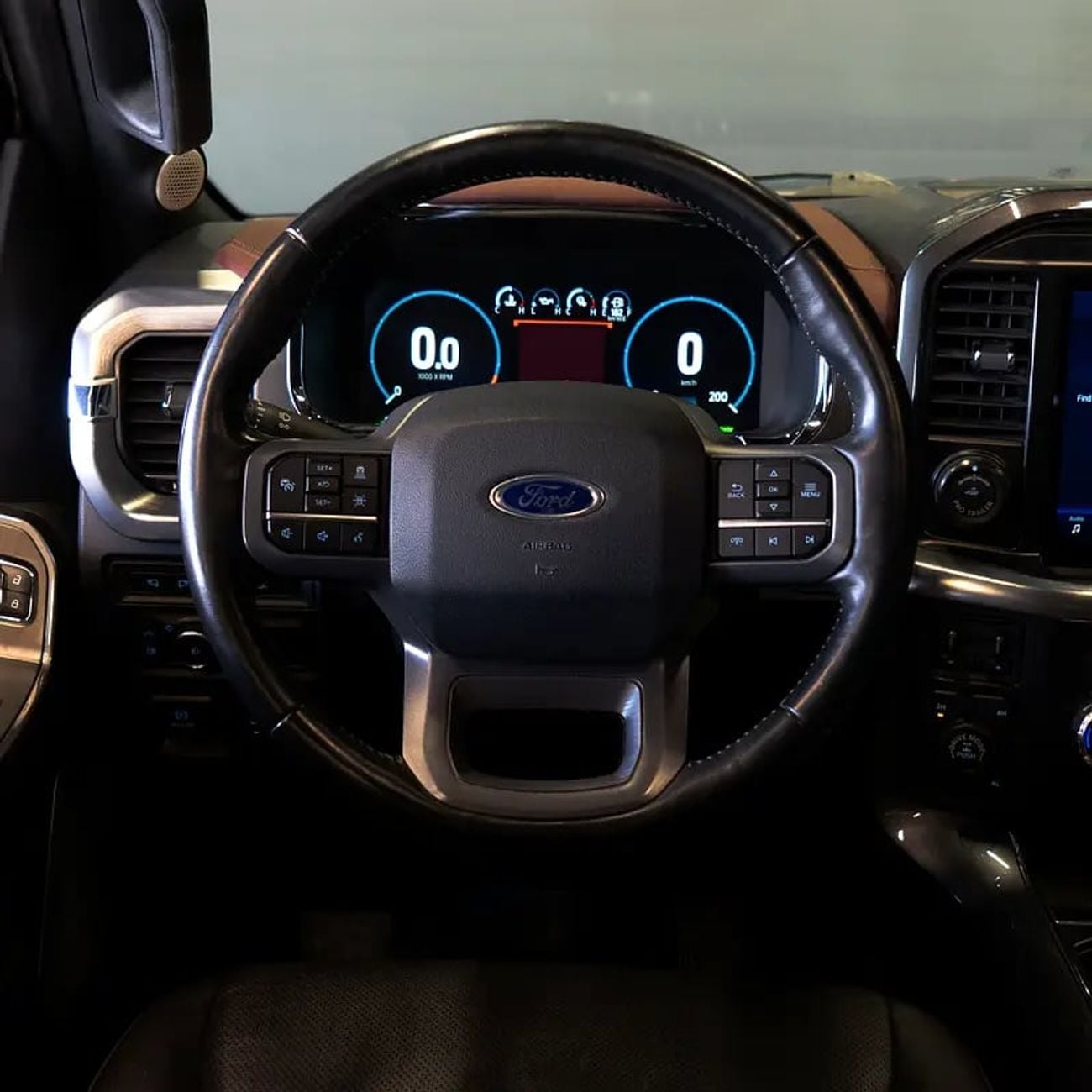 فورد F 150 Lariat Special Edition 3.5L 2,682 p.m • 0% Downpayment • F-150 Lariat • Agency Warranty