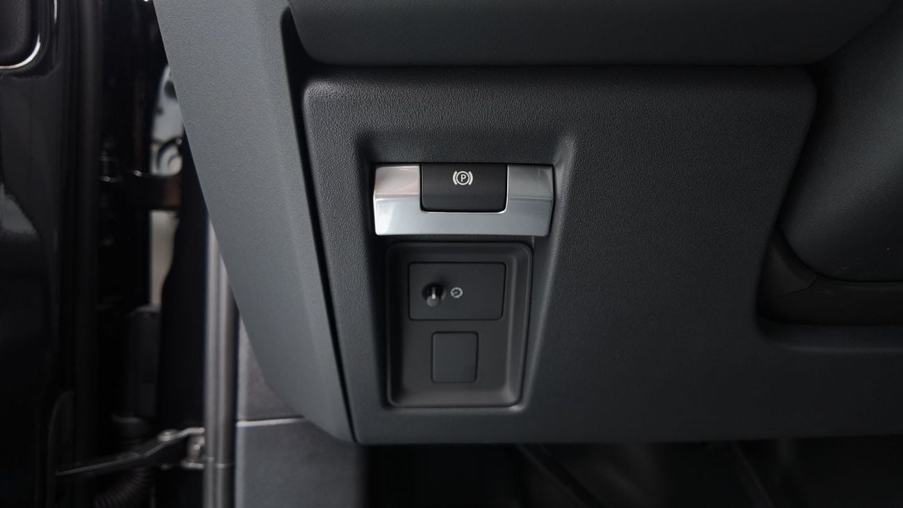 Land Rover Defender LAND ROVER DEFENDER 110 P400 X-DYNAMIC 2026