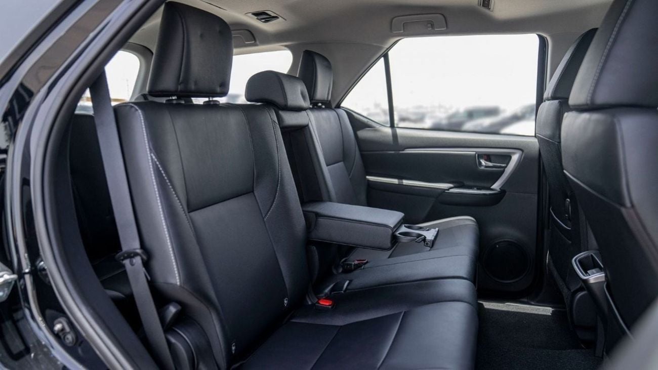 تويوتا فورتونر Toyota Fortuner 2.8L Diesel Full Option 2024