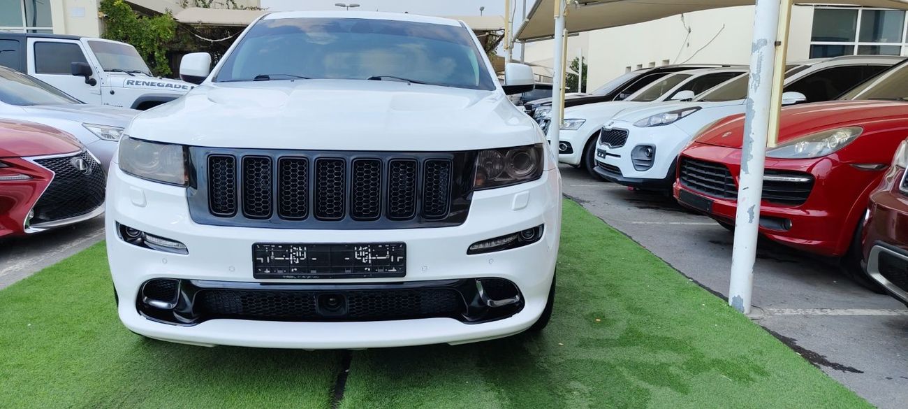 Jeep Grand Cherokee SRT8 6.4L