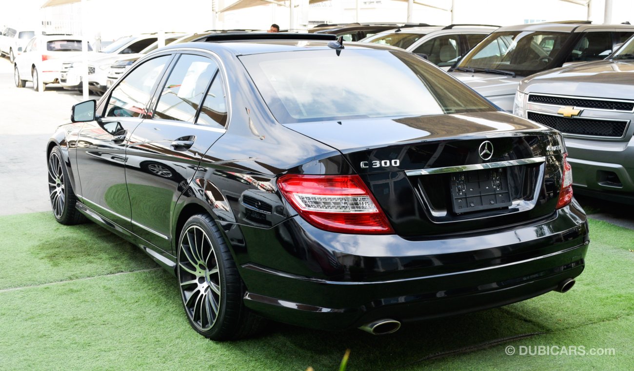 Mercedes-Benz C 300 Imported model 2011, black color, leather slot, sensor wheels, in excellent condition