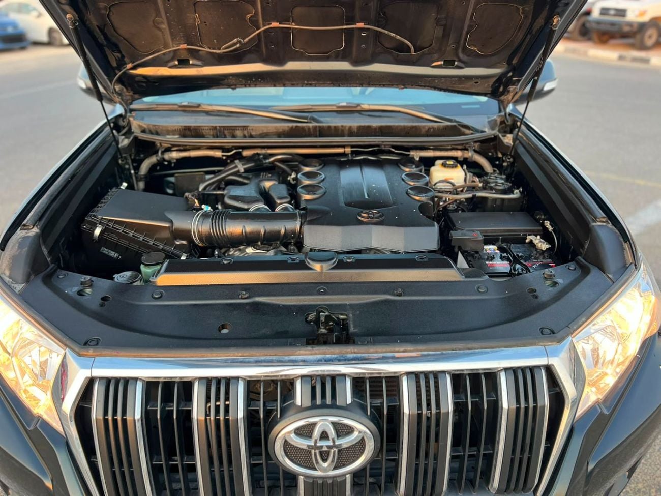 تويوتا برادو 2022 Toyota Prado TXL Full Option 4.0L V6 - AWD 4x4 - Electric Seat - Rear CAM & Sensors - Cool Box